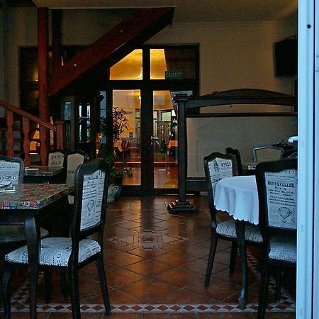 Ugostiteljski Objekat Karibo Hotell Sombor Exteriör bild
