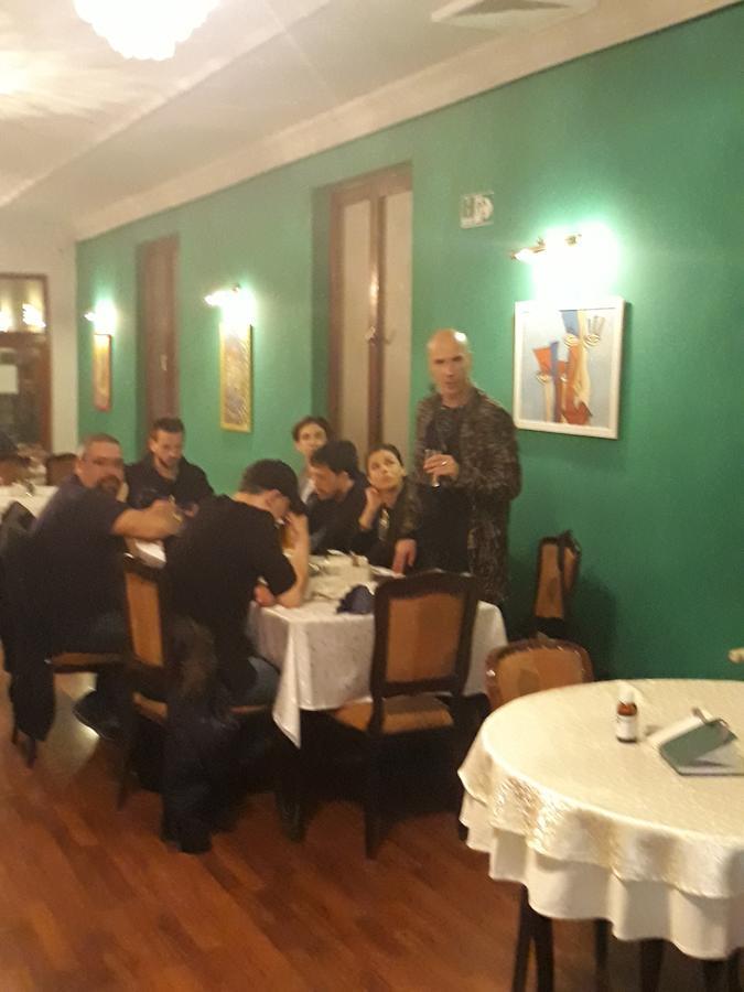 Ugostiteljski Objekat Karibo Hotell Sombor Exteriör bild